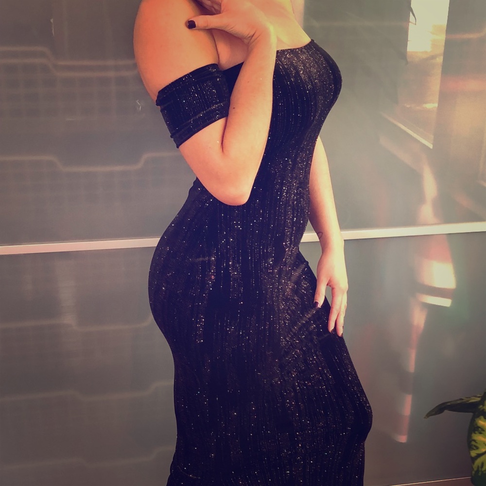 Fashion Nova Velvet Mermaid Dress